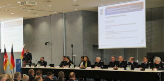 Delegiertenversammlung im großen Sitzungssaal des Haus der Region Hannover
