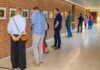 Eröffnung Foto-Ausstellung Mit 66 Jahren zur Wiedereröffnung des MHH KunstGangs