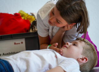 Rettung auf dem Schulhof: Erste Hilfe können schon die Jüngsten Schulsanitätsdienst-Tag bei den Johannitern