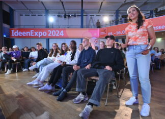 Schul-Quiz der IdeenExpo: Sie sind Deutschlands „Grips Giganten“ Schulquiz IdeenExpo - Live Event in der IGS Langenhagen.