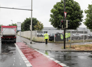 Zwei Verletzte bei Verkehrsunfall in Brink-Hafen – Zeugen gesucht Verkehrsunfall