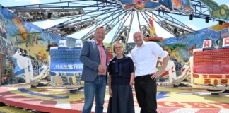 (v.l.) Bernd Röder (Festleiter), Konstanze Beckedorf (Sport- und Kulturdezernentin LHH), Rolf Sonnenberg (Leiter FB Sport, Bäder und Eventmanagement LHH)