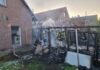 Von Flammen zerstörter Holzanbau