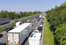 Schwerer Unfall auf der A2 bei Hannover Verkehrsunfall A2 - Vollsperrung
