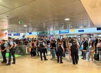Herrenloses Gepäckstück löst Einsatz der Bundespolizei am Hauptbahnhof Hannover aus Absperrmaßnahmen der Bundespolizei am Hauptbahnhof Hannover