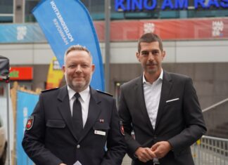 Projekt Innenstadt: Seit zwei Jahren führen die Polizeidirektion Hannover und die Landeshauptstadt gemeinsame Schwerpunktkontrollen durch Thorsten Massinger, Polizeivizepräsident der Polizeidirektion Hannover (li.) und Ordnungsdezernent der Landeshauptstadt, Dr. Axel von der Ohe.