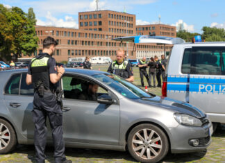 Zielgerichtete Verkehrskontrollen in der Region Hannover: Polizei zieht Bilanz der ROADPOL-Kampagne Polizeikontrolle