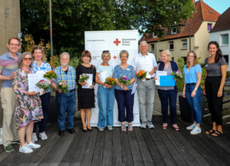 Zertifikatsübergabe an neue Rot-Kreuz-Schlaganfallhelfende in Langenhagen DRK-Schlaganfallhelfer in Langenhagen