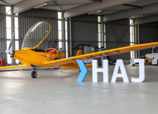 Erstes vollelektrisch betriebenes Kleinflugzeug am Flughafen Hannover gelandet Hannover Airport: Erstes vollelektrisch betriebenes Kleinflugzeug am Flughafen Hannover gelandet.