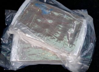 „Schnee“ im Sommer auf der A2 Foto Kokainfund