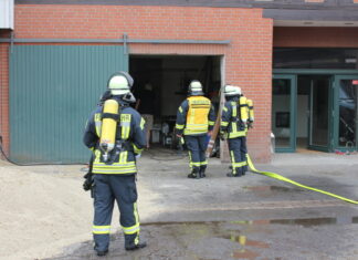 Feuerwehr Garbsen: Gleich drei Brandeinsätze am Abend Feuerwehreinsatz Garbsen