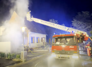 Größerer Garagenbrand in Dachtmissen Garagenbrand in Dachtmissen