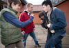 Jugendliche - Prügelei - Smartphone