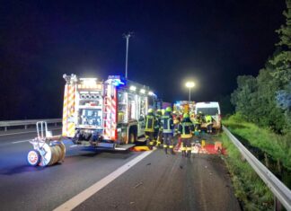 Schwerer Verkehrsunfall A2: Transporter fährt auf LKW auf Fahrer verstirbt nach Unfall auf der A2 zwischen Hämelerwald und Lehrte