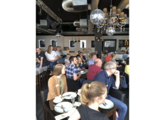 „Umsteigen statt Aussteigen“ – Projekt bietet Beratung und Unterstützung Ausbildungsfrühstück 2023