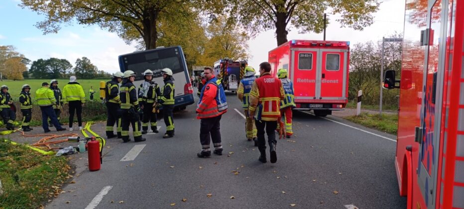 Busunfall auf der Immenser Landstraße bei Burgdorf.