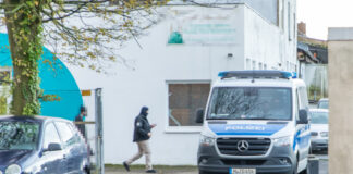 Durchsuchungen bei mutmaßlichen Mitgliedern der ausländischen terroristischen Vereinigung
