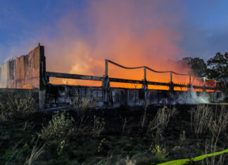 Wennigsen: Großbrand in ehemaliger Polizeischule Großbrand in der ehemaligen Polizeischule
