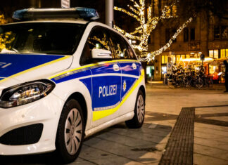 Mord in Burgwedel: Ungelöster Mordfall Ulla Lilienthal Symbolbild: Polizeiwagen