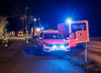 Vahrenheide: Balkonbrand greift auf Dachstuhl über Balkonbrand Sahlkamp