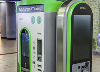 ÜSTRA testet neue Fahrkartenautomaten am Kröpcke ÜSTRA testet neue Fahrkartenautomaten am Kröpcke.