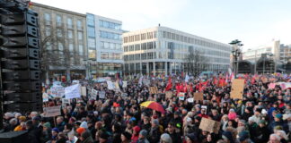 Mehr als 250 000 Menschen setzten sich in Niedersachsen für den Erhalt der Demokratie ein
