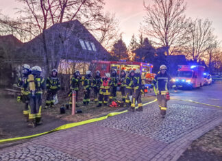 Burgdorf: Rauchentwicklung in Seniorenpflegeheim 62 Kräfte bei einem Feuer in einem Seniorenpflegeheim im Einsatz.