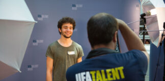 UFA Base Live-Casting Show.