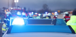 Blaulicht / Unfall / Polizeieinsatz / Rettungsdienst