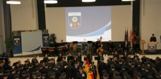 Vereidigung/Die Bundespolizeidirektion Hannover begrüßt feierlich 184 neue Kolleginnen und Kollegen.