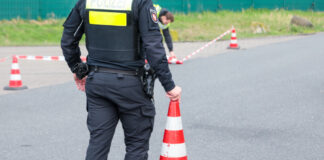 Polizei / Absperrkegel