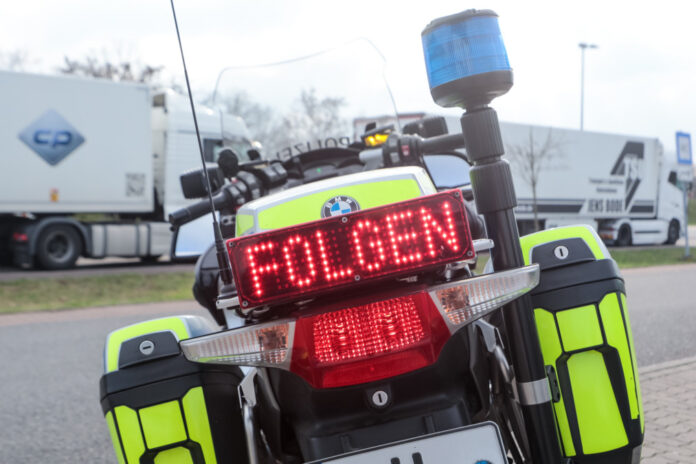 Polizei / Polizeimotorrad / Polizeikontrolle