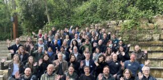 Im Erlebnis-Zoo Hannover trafen sich Expertinnen und Experten zum Feuersalamander-Sympoisum