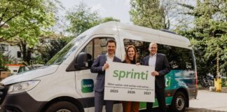 Regionspräsident Steffen Krach, ÜSTRA-Vorständin Denise Hain und Verkehrsdezernent Ulf-Birger Franz haben die Pläne zur Zukunft des sprinti vorgestellt.