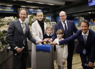 TECHNISCHES WUNDERWERK: MINIATUR WUNDERLAND ERÖFFNET MONACO UND NEUE FORMEL 1-STRECKE Eroeffnung Monaco im Miniaturwunderland