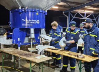 Unwetter im Westen und in der Mitte Deutschlands Unwetter im Westen und in der Mitte Deutschlands: Mehr als 500 THW-Kräfte im Einsatz