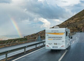 Camper-Tour macht sich stark für Organspende Info-Camper auf Tour