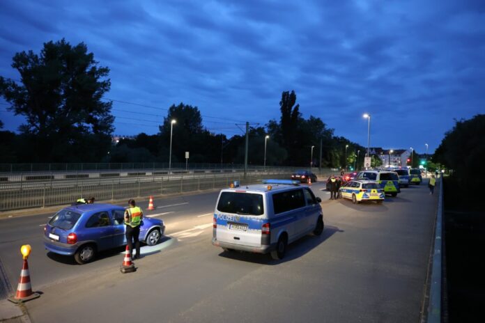 Polizei Hannover ahndet zahlreiche Verkehrsverstöße bei Großkontrollen