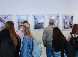 “Click & Walk Langenhagen” – Fotoausstellung in der IGS "click and walk" IGS Langenhagen