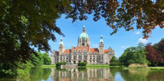 Themenfoto: Rathaus Hannover im Mai 2024