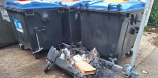 Ausgebrannter Papiercontainer
