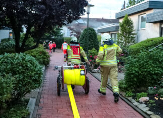 Feuerwehreinsatz: Starke Rauchentwicklung aus Keller Feuerwehreinsatz: Starke Rauchentwicklung aus Keller