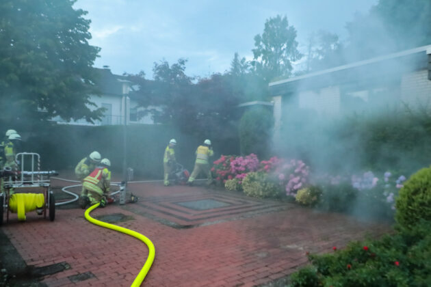 Feuerwehreinsatz: Starke Rauchentwicklung aus Keller