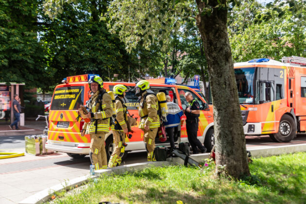 Feuerwehr im Großeinsatz: Dachstuhlbrand in Hannover-Vahrenwald