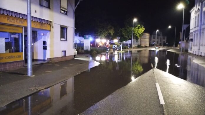 Hannoversche Straße in Celle unter Wasser
