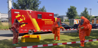 Gefahrguteinsatz in Groß-Buchholz - zwei Leichtverletzte.