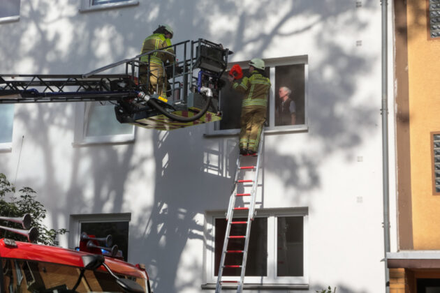 Feuerwehrübung der Freiwilligen Ortsfeuerwehr Langenhagen bei der Lebenshilfe Langenhagen-Wedemark.