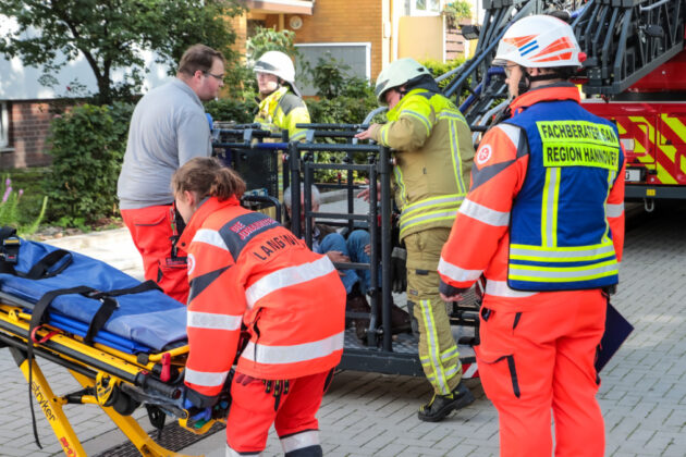 Feuerwehrübung der Freiwilligen Ortsfeuerwehr Langenhagen bei der Lebenshilfe Langenhagen-Wedemark.