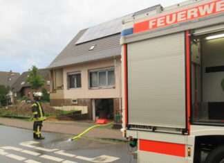 Ortsfeuerwehr Garbsen im Einsatz nach Starkregen Starkregen führt zu mehreren Feuerwehreinsätzen in Altgarbsen
