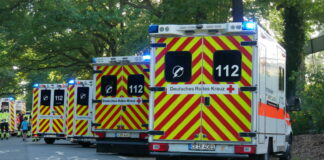 Rettungsdienst und Feuerwehr üben gemeinsam einen Massenanfall an Verletzten
